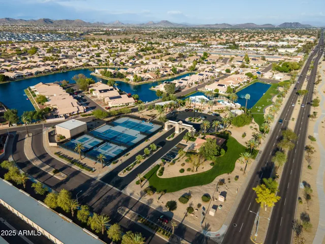 Ventana Lakes community