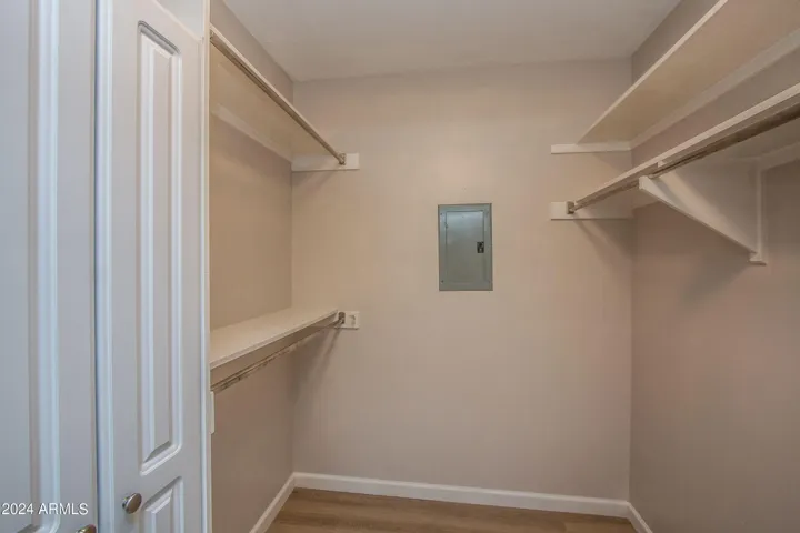 Walk-in Closet