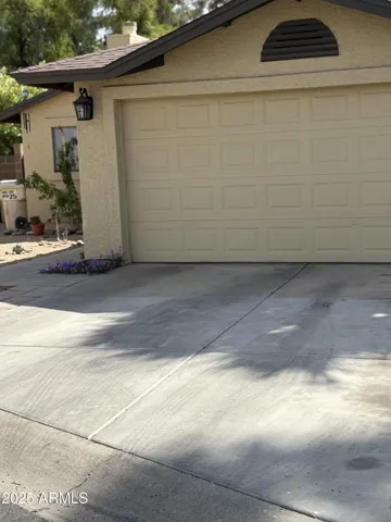 4813 W KRALL  Street, Glendale, AZ 85301