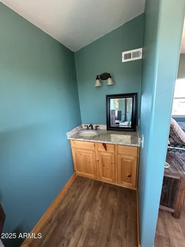 780