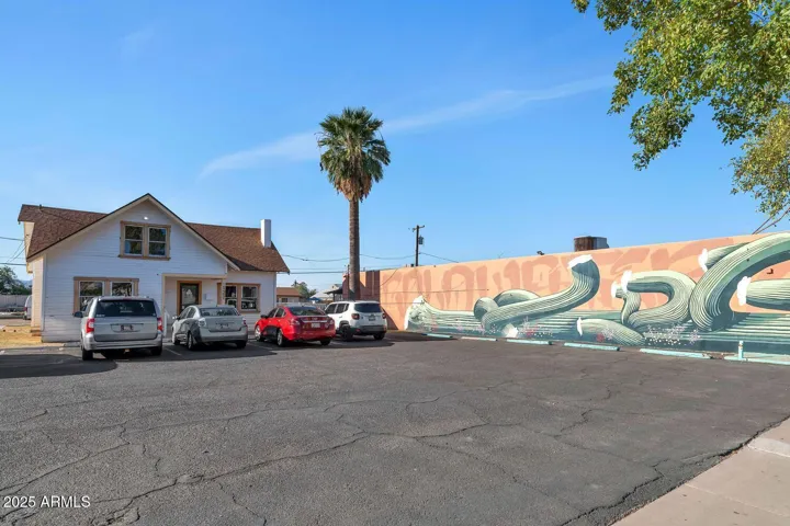 780