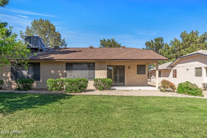 Relax on the back patio w/no back neighbors!!! Great for privacy.