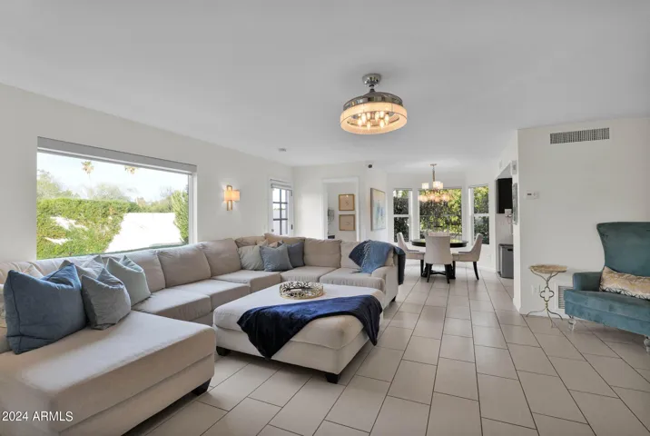 8346 N 72ND  Place, Scottsdale, AZ 85258