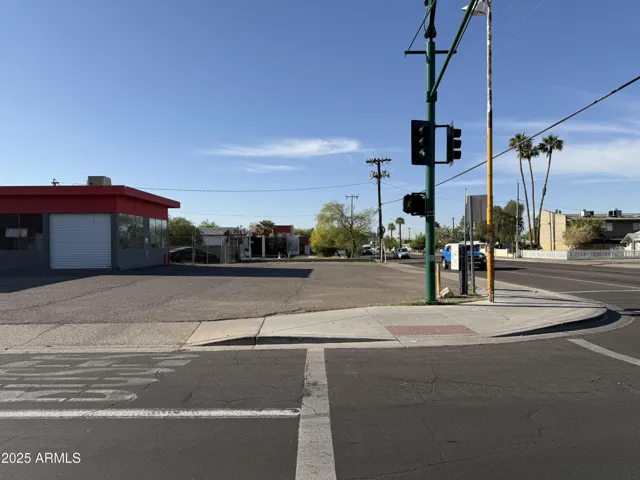 780