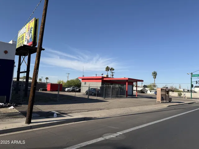 780