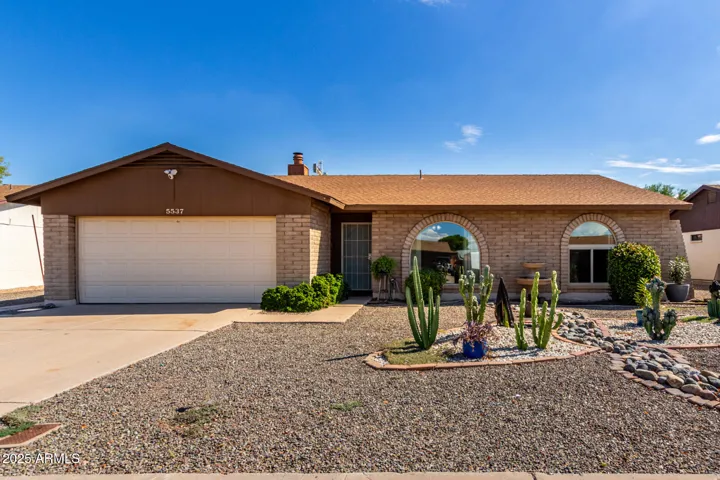 5537 W Boca Raton  Road, Glendale, AZ 85306