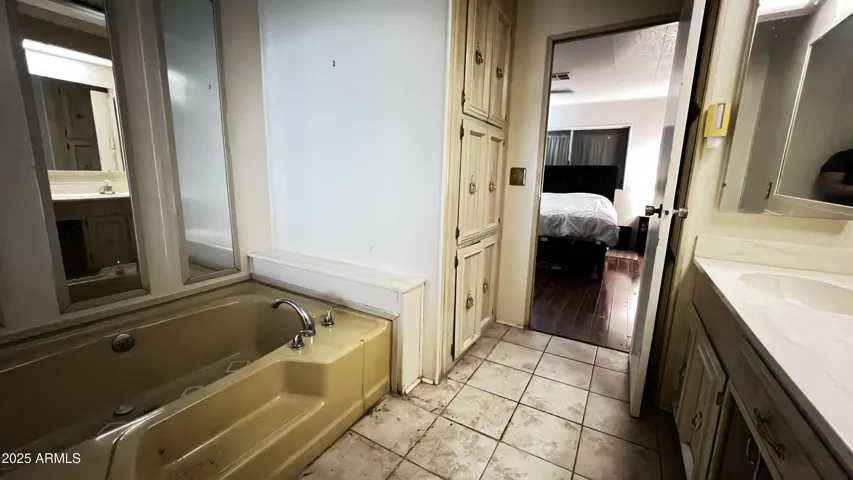 780