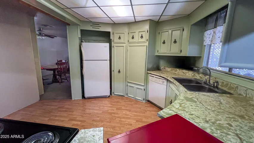 780