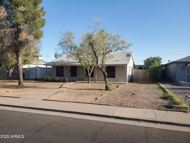 1363 E CLARENDON  Avenue, Phoenix, AZ 85014