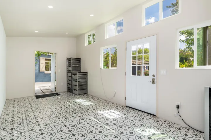 Two entrances/exits and so much space to work with