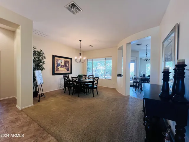 Entry / Formal Area