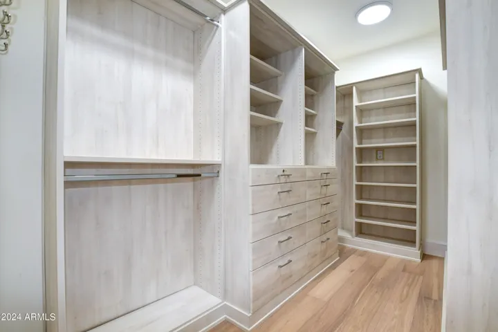 Organize Your Wardrobe, Accessories and Jewelry