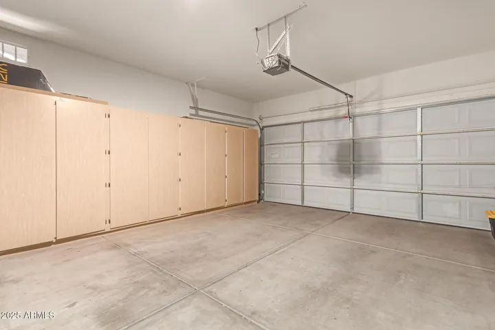garage
