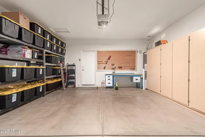 garage