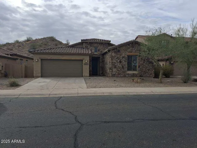 18447 W VERDIN  Road, Goodyear, AZ 85338