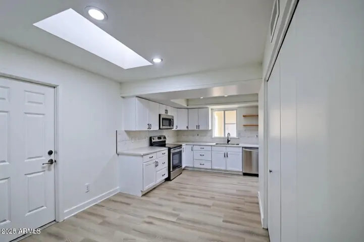 780