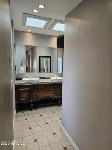 780