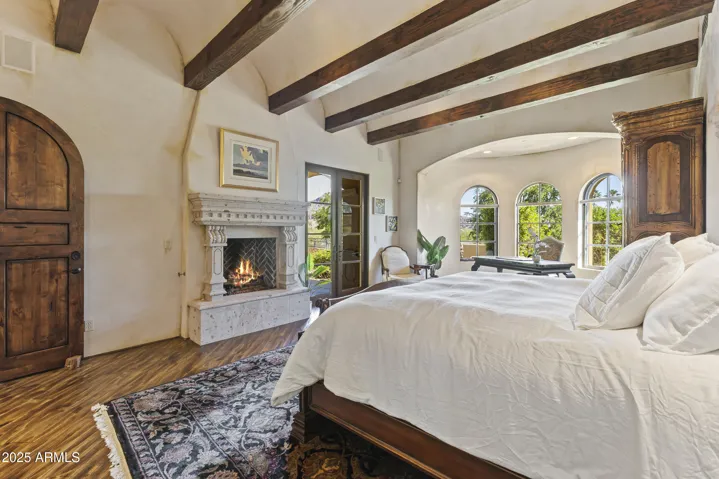 Primary suite