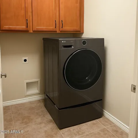 780