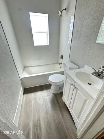 780
