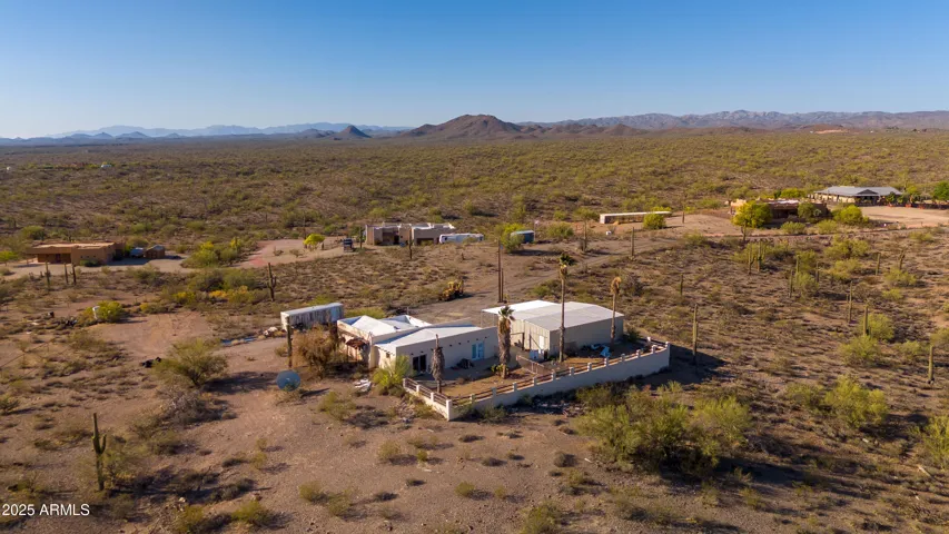 43513 N 261ST  Avenue, Morristown, AZ 85342