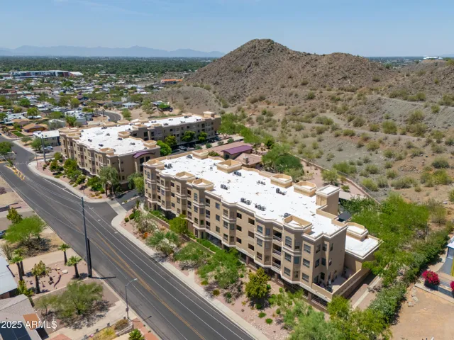 9820 N CENTRAL  Avenue, Phoenix, AZ 85020
