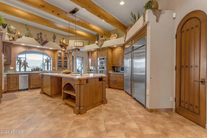 Gourmet Kitchen off of great room