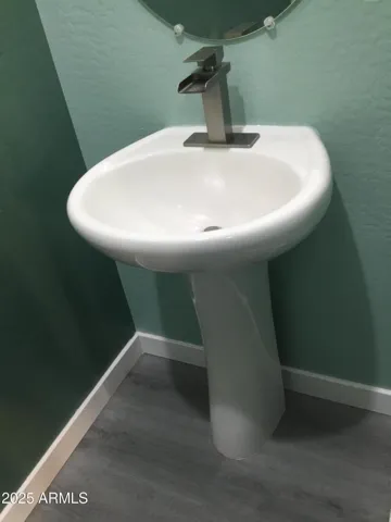 780