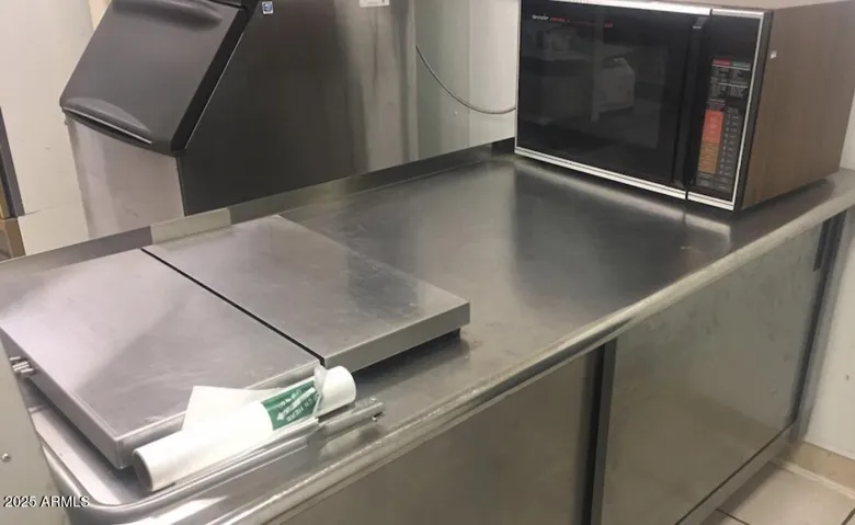 780