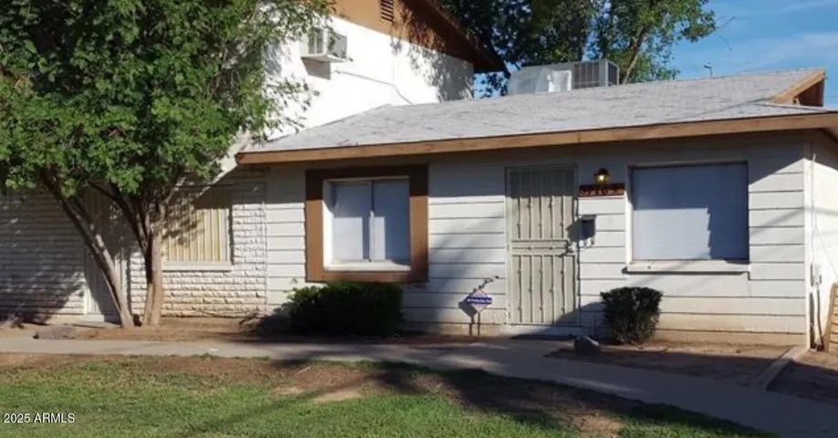 7109 W WOLF  Street, Phoenix, AZ 85033