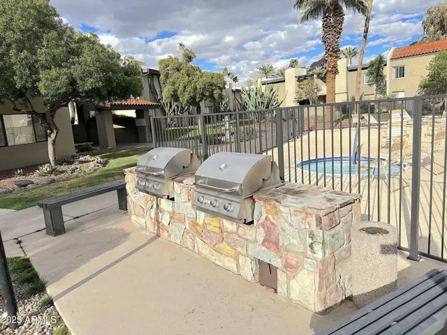780