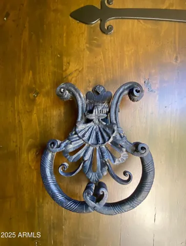 This vintage door knocker originated from the DuPont home in Pennsylvania.