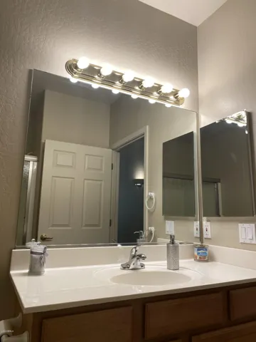 780