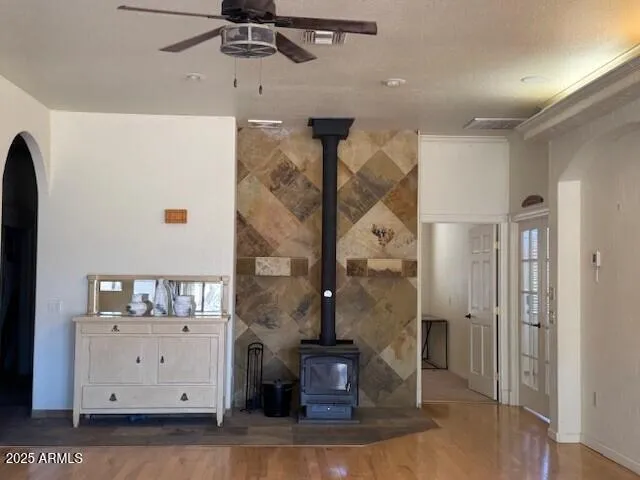 780