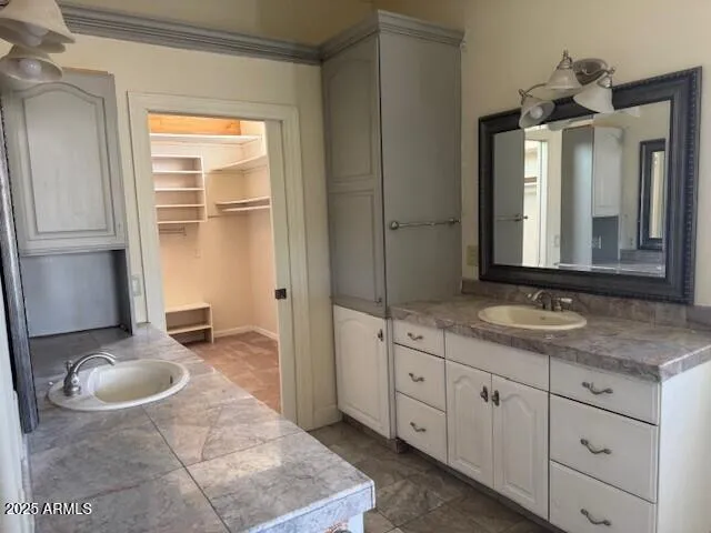 780