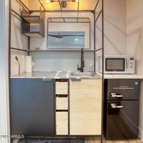 780