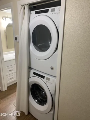 780