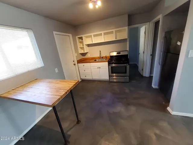 780