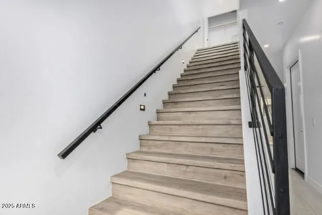780