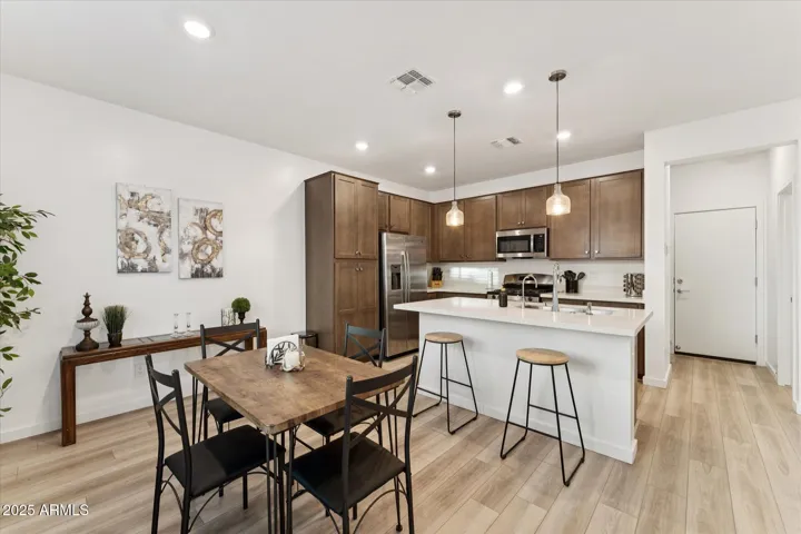 Kitchen - Dining