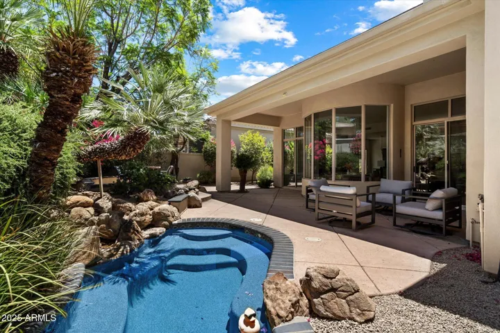 Pool or Spa does have heating element