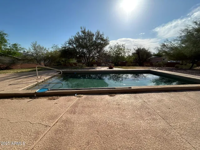 780