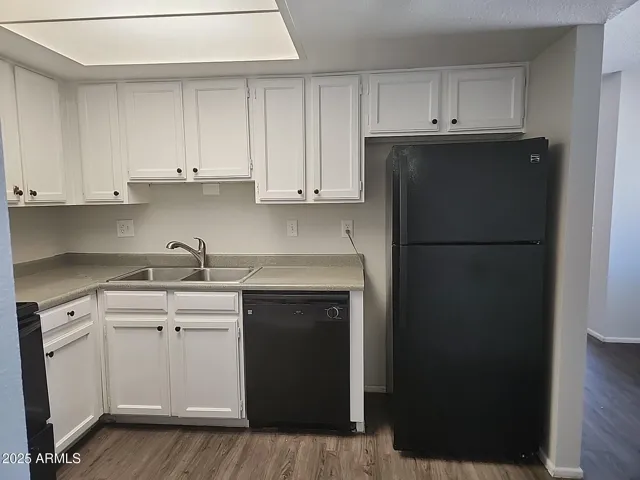 780