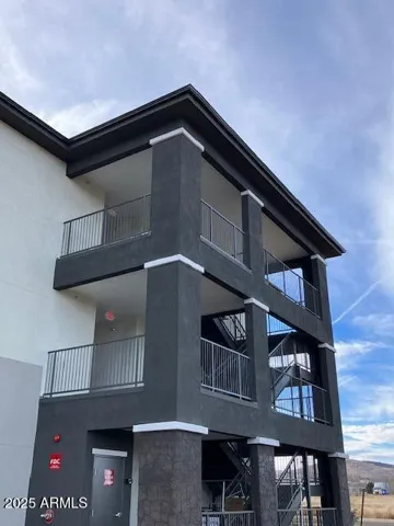 780