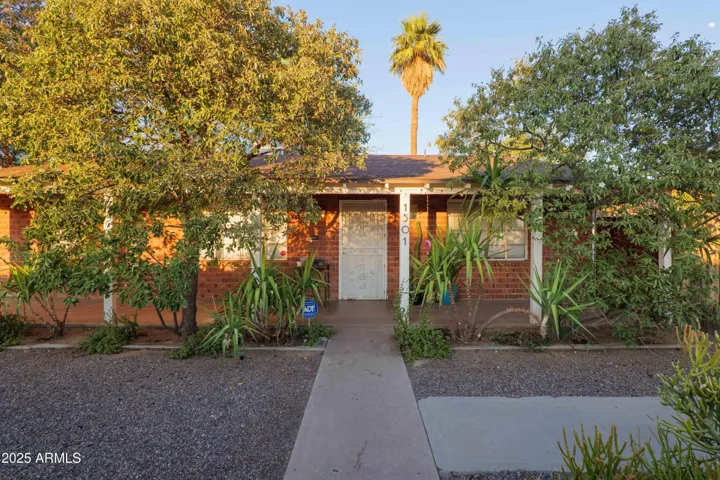 1501 E Cypress  Street, Phoenix, AZ 85006