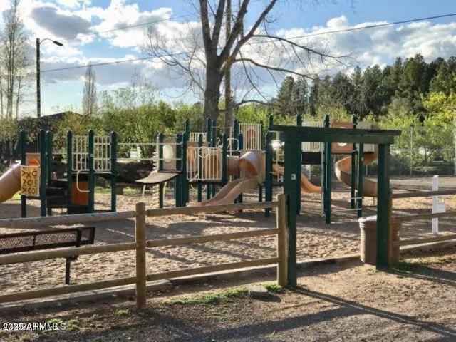 780