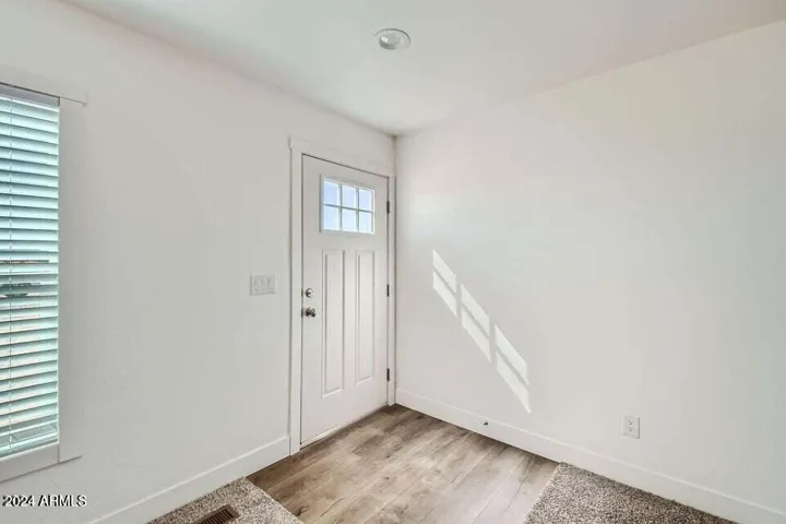 780