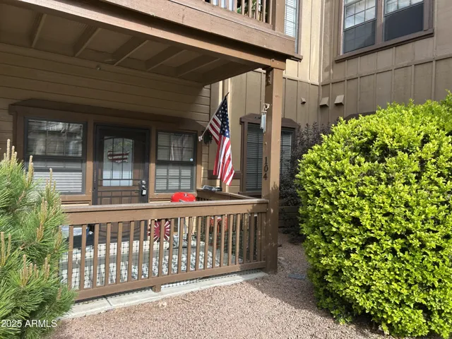 2375  QUARTER HORSE  Trail, Overgaard, AZ 85933
