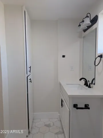 780