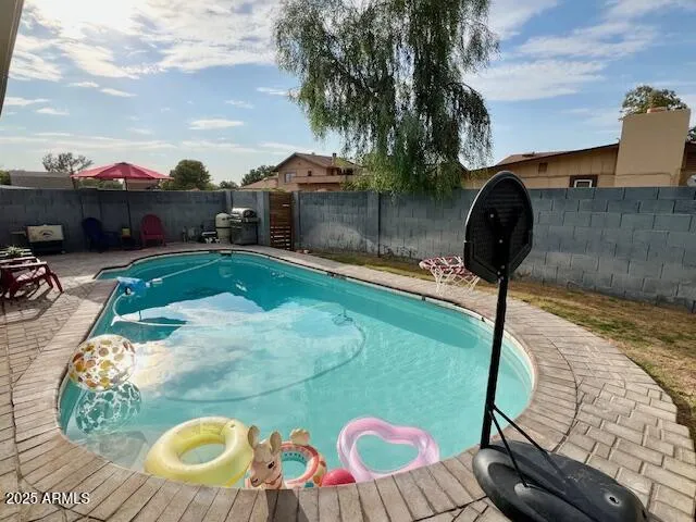 780